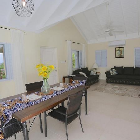 Richmond - Heroes Villa, Ac, Security, Access To Pool, Playground & Private Beach - Welcome Breakfast Basket Εξωτερικό φωτογραφία