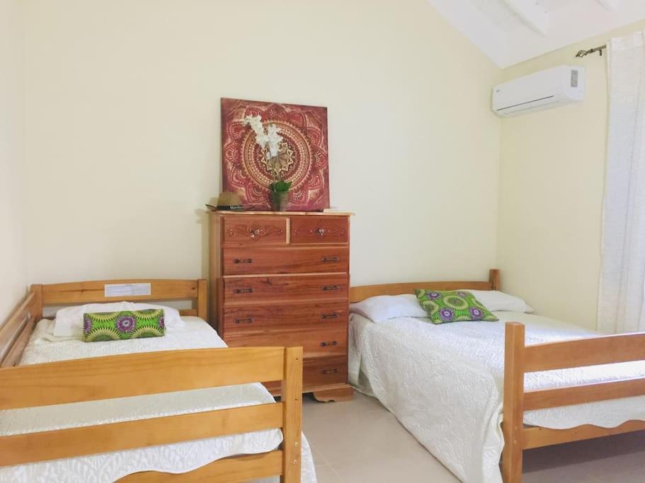 Richmond - Heroes Villa, Ac, Security, Access To Pool, Playground & Private Beach - Welcome Breakfast Basket Εξωτερικό φωτογραφία