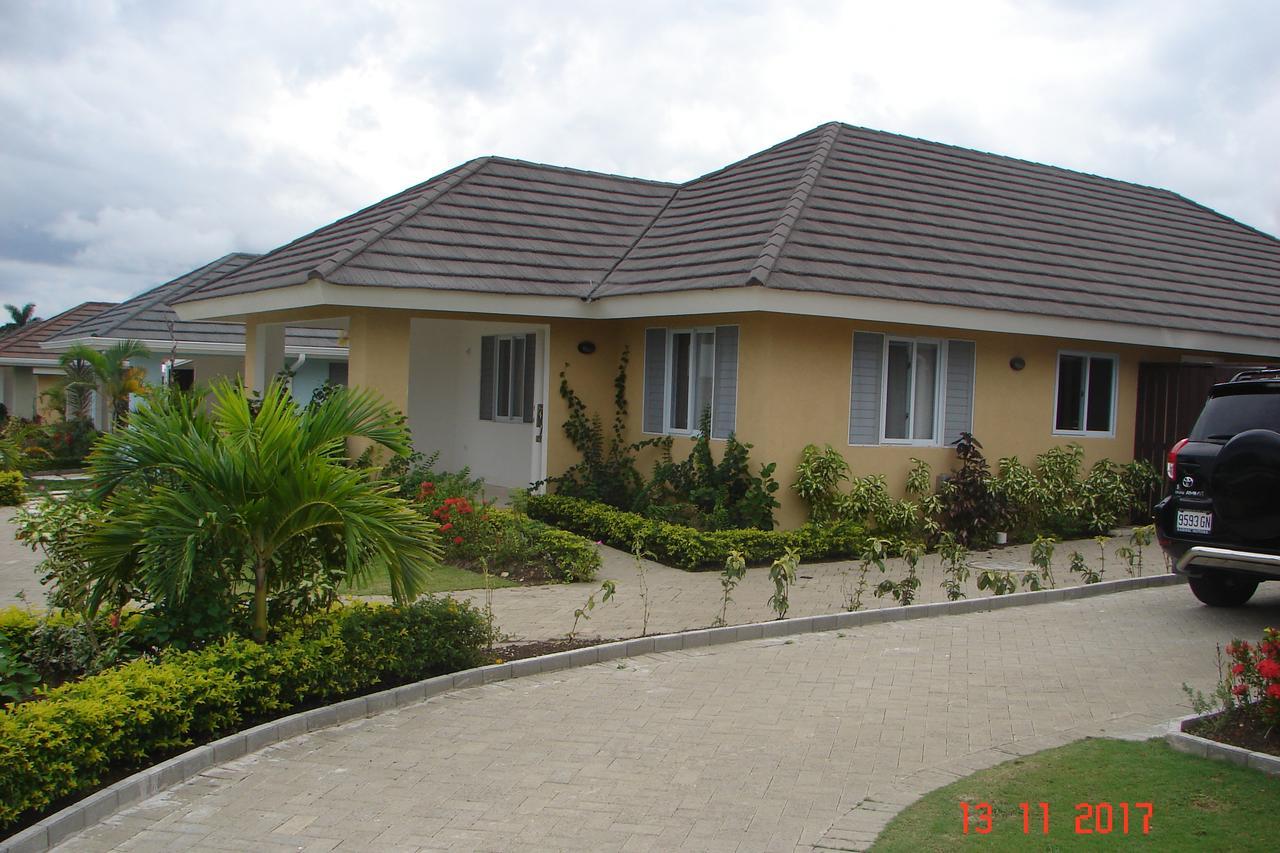 Richmond - Heroes Villa, Ac, Security, Access To Pool, Playground & Private Beach - Welcome Breakfast Basket Εξωτερικό φωτογραφία