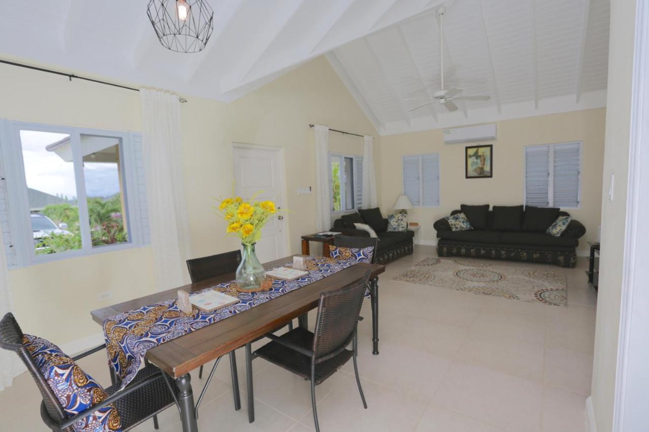 Richmond - Heroes Villa, Ac, Security, Access To Pool, Playground & Private Beach - Welcome Breakfast Basket Εξωτερικό φωτογραφία
